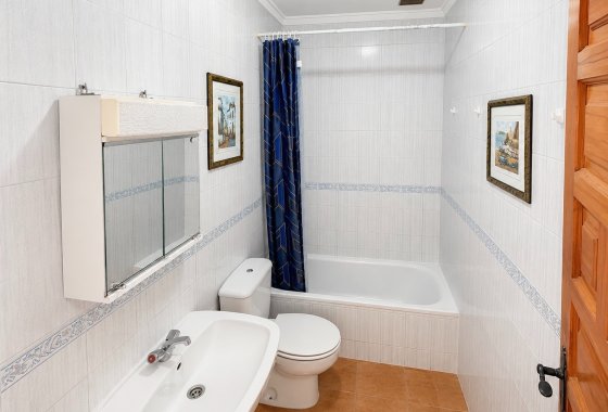 Resale - Terraced house - La Marina