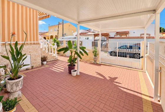 Resale - Detached Villa - La Marina
