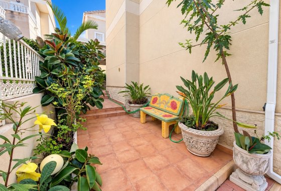 Resale - Detached Villa - La Marina