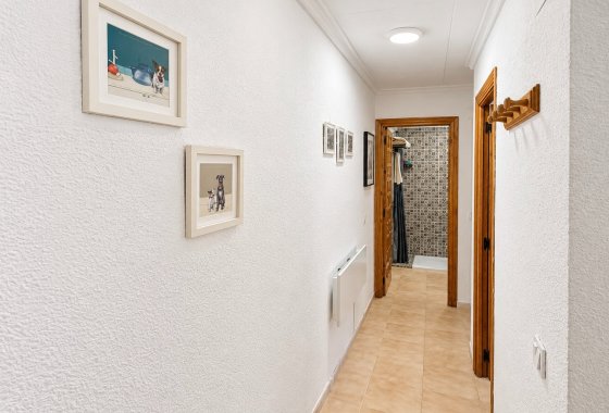 Resale - Terraced house - La Marina