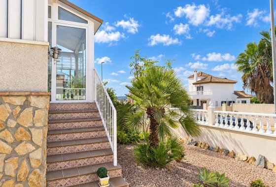 Resale - Detached Villa - La Marina