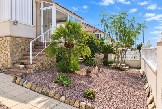 Resale - Detached Villa - La Marina