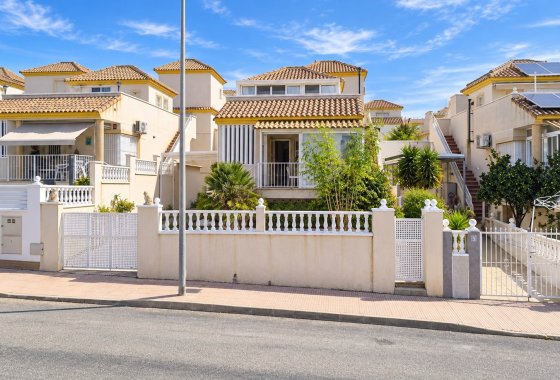 Resale - Detached Villa - La Marina