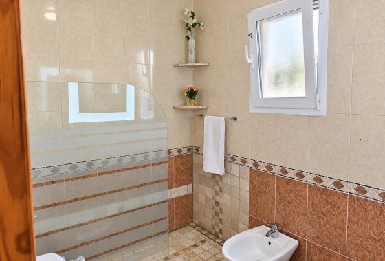 Resale - Detached Villa - La Marina