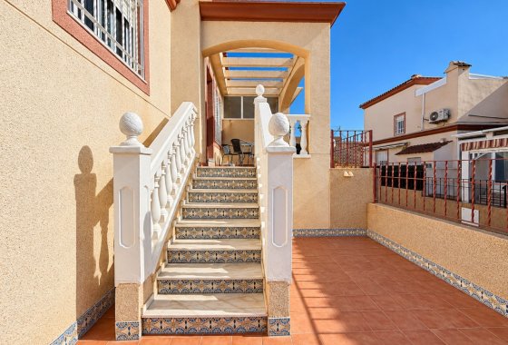Resale - Semi Detached Villa - La Marina