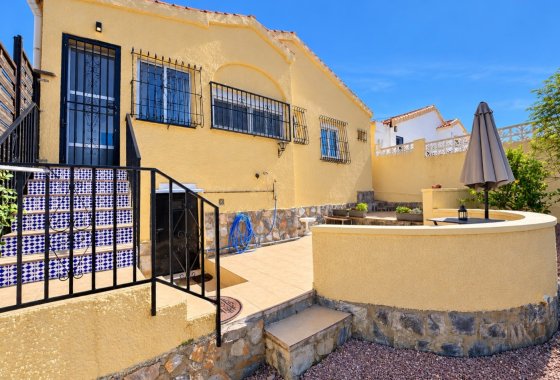 Resale - Detached Villa - La Marina