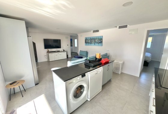 Resale - Detached Villa - La Marina