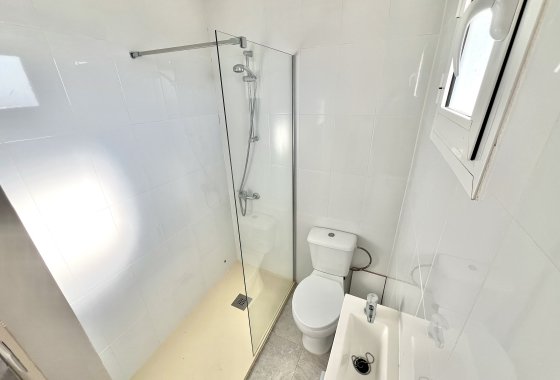 Resale - Detached Villa - La Marina