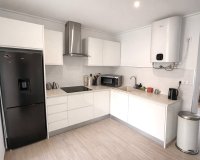 Resale - Terraced house - La Marina